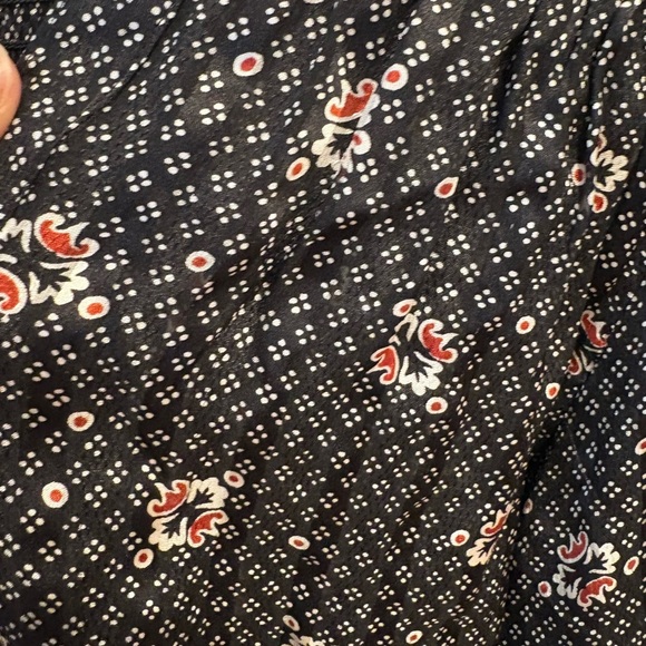 Veronica Beard Maree Silk Floral Blouse - Picture 7 of 10